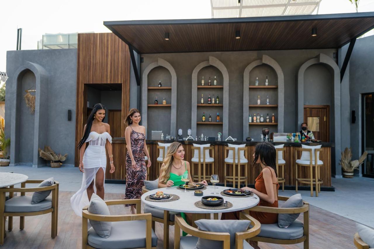 Sunrise Tucana Resort Grand Select Хургада Екстер'єр фото The rooftop bar at the hotel